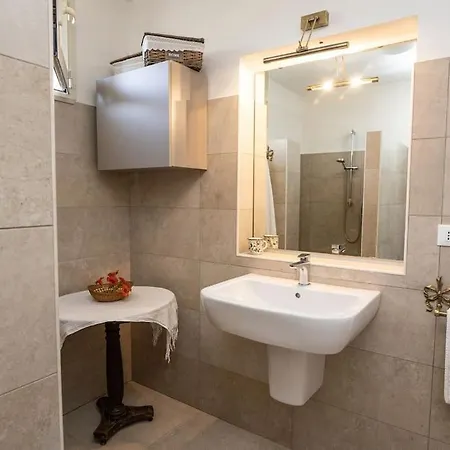 Casina Campanella Con Piscina Privata